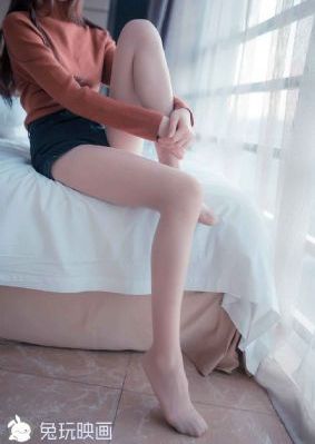欲求不满的儿媳妇_英文版字幕