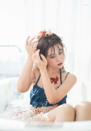 冻千秋被h小污文_BD英语在线视频观看